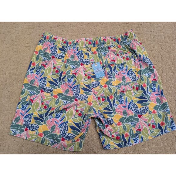 NWT Johnnie-O Swim Trunks Mens Medium Zest Floral 7 inch inseam - Picture 2 of 12